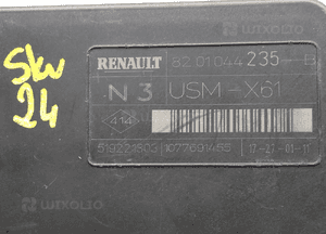 SKRZYNKA MODUŁ BEZPIECZNIKÓW USM RENAULT KANGOO II 8201044235-B 3
