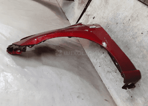 Mazda 5 błotnik przód  przedni lewy bordowy 32V 3
