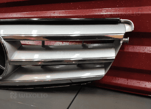 Mercedes c-klasa W204 lift grill atrapa kratka amg chrom oryginał igła 2