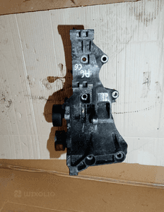 Podstawa łapa alternatora rolki Audi A6 C6 2.0 TDI 03G903143D 1