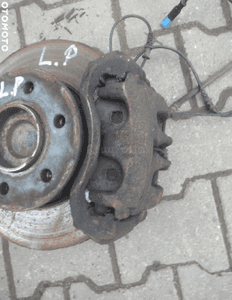 Zacisk hamulcowy przedni prawy lewy mercedes sprinter W906 vw crafter 2006 1