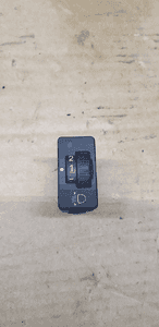 Przełącznik regulacji świateł Toyota Aygo 1