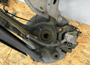 BMW X3 E83 Zwrotnica tył prawa - 16494 3