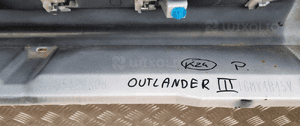 Outlander iii listwa progowa próg prawy prawa 16