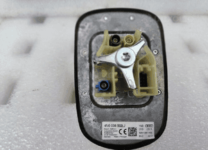 Antena dachowa Audi 4N0035503J Kolor Y9B Czarny 3