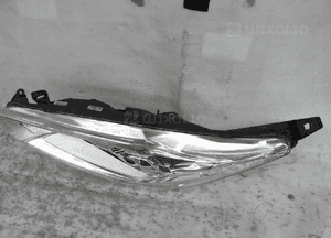 Ford fiesta MK7 lift soczewka cała lampa przód lewa przednia 3