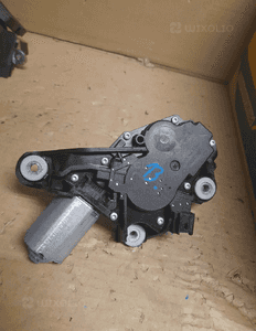 SILNICZEK TYLNEJ WYCIERACZKI MEGANE III 0390201847 1