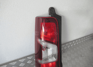 Lampa tylna tył lewa peugeot partner iii citroen berlingo iii opel combo e 9819235880 drzwi 2018 5
