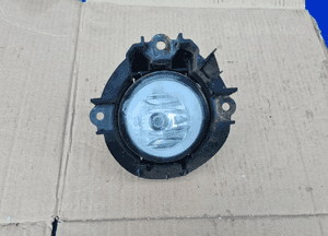 Toyota AVENSIS T27 09-11 halogen kosz prawy 2