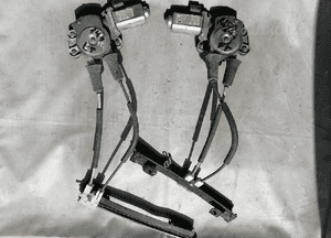 Podnośnik szyby prawy lewy tył Alfa Romeo 147 1