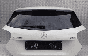Klapa bagażnika mercedes W176 2