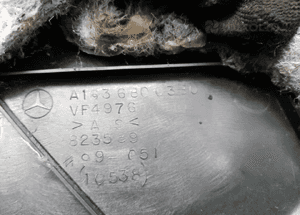 Osłona nakładka listwa progu słupka lewy przód Mercedes ML W163 A1636800380 6