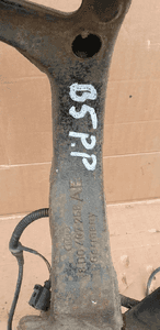 Zwrotnica piasta prawy przód VW Passat B5 8D0407258AE 7