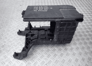 Osłona akumulatora vw touran 1.9/2.0 tdi bls/bmm 1K0915336 1K0915333-B 1K0915443