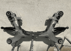 BELKA SANKI TYŁ A2303500600 PALETKA LEWA PRAWA MERCEDES SL R230 4