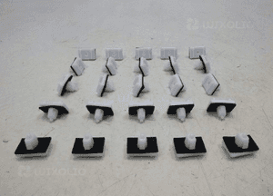 HYUNDAI TUCSON KIA NIRO KLIP SPINKA ZACZEP LISTWY PROGOWEJ 2