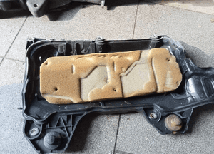 pokrywa wtrysków renault 2.0 dci 2