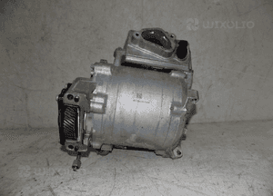 Volvo XC40 1.5 plug-in hybrid silnik elektryczny 32257268 3