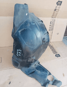 Nadkole prawy przód przednie prawe Mercedes W169 A1696903830 2