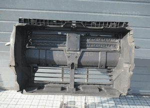 Pas przedni przód wzmocnienie bmw 2 F45 2014- 19