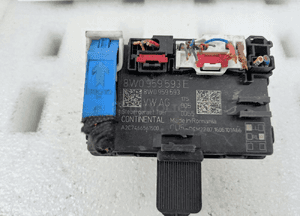 Vw ag audi sterownik moduł drzwi 8W0959593E 2