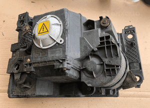 Lampa przednia lewa Xenon RHD LAND ROVER DISCOVERY 3 III 2