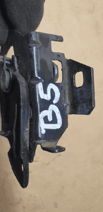 Zamek rygiel maski przód VW Passat B5 3B0823509K 6