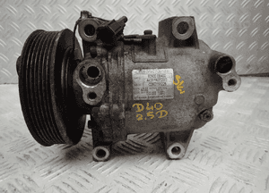 Nissan navara 2.5 dci sprężarka klimy 92600-EB400 1