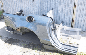 Błotnik prawy cwiartka mercedes sl R230 kolor 946 4