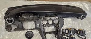 Deska airbag poduszki pasy mercedes c W205 lift 2