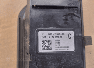 Panel wybierak zmiany biegów jaguar xf X250 8X23-7E453-CF 5