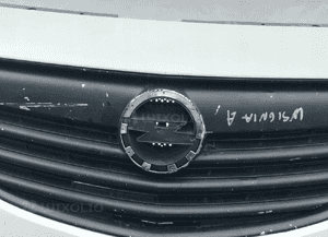 Zderzak przód przedni opel insignia a kompletny 4