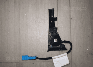 Przycisk otwierania drzwi Tesla 1647415-02-A 3