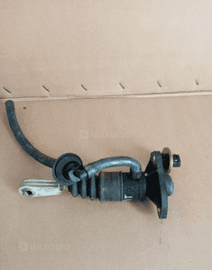 Pompka sprzęgła wysprzęglik Audi A4 8E1721401K 1