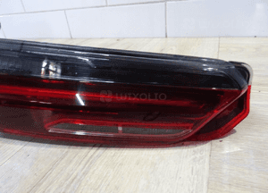 Lampa tylna bmw G14 G16 h7744577513 lewa w klapę 3