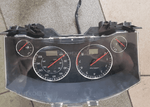 licznik infiniti fx 35 3.5 v 6 QACL000F2L8 1