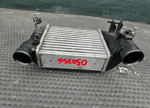 Intercooler 8E0145805L Lewy Chlodnica Powietrza Turbiny 1.8 T Turbo AUDI A4 B6 B7 10