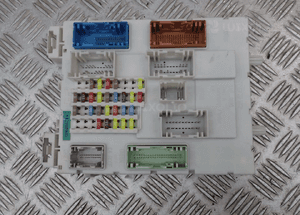 Focus MK3 c-max 2 moduł skrzynka bsi AV6N-14A073FE 1