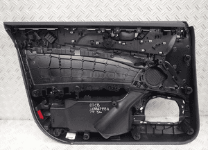 Boczek drzwi prawy przód audi A7 C8 4K8867118A 5