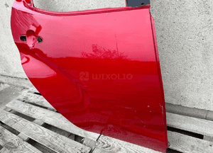 Drzwi tyl tylne prawe toyota yaris iv 4 2020- bardzo ladne orginalne 3