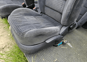 Fotele Fotel Siedzenie Kanapa Oparcie Welur VW Golf IV 4 5D Komplet 8