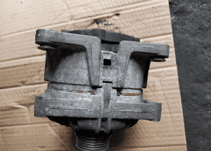 alternator zafira b astra h 1.8 55556067 0124425020 2