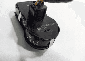 PRZEŁĄCZNIK WŁĄCZNIK ŚWIATEŁ OPEL ASTRA IV J GTC 13385631 2012-2015 LIFT 4