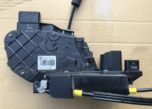 Zamki drzwi przedni lewy 6W8A-21813 Range Rover Evoque 1