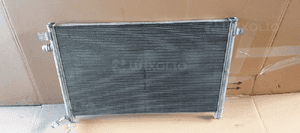 Chłodnica wody płynu BMW M5 G30 F90 550i 4.4 1