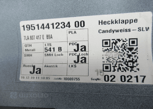 Zderzak tylny tył vw T6 lift multivan 2019- 12