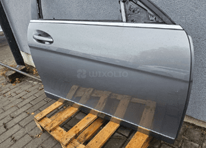 Mercedes c klasa W204 sedan drzwi przód przednie prawe C792 oryginał lakier 2