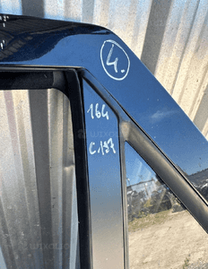 MERCEDES ML 164 drzwi tylne lewe lakier  359 / 197 28