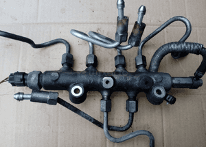 Mazda 5 6 2.0 CITD D listwa wtryskowa czujnik 4