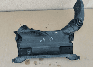 Kierownica wlot łapacz powietrza bmw X5 E83 7785738 2
